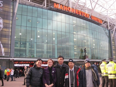 first lucky winners get set for old trafford stadium