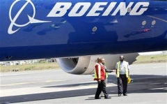 boeing delivers 601 jetliners in 2012