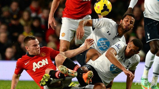 bold spurs leave man united 11 points adrift