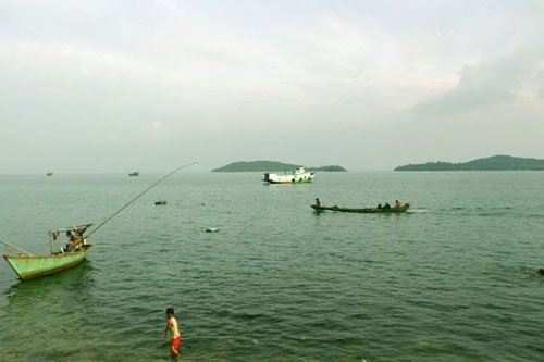 doc island home to wild flowers