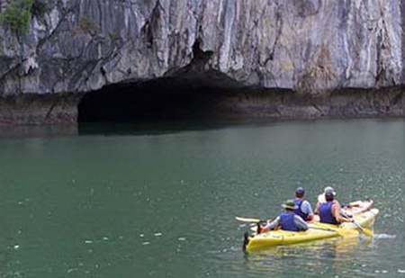 ha long bay cruise delights on viet nam tourist trail