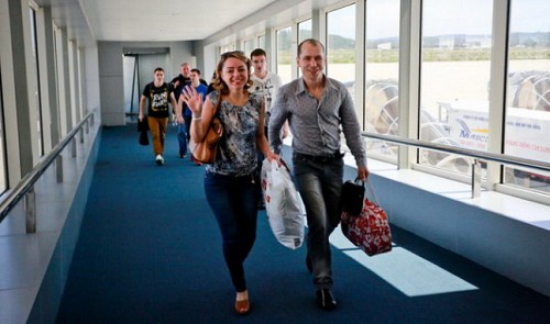 cam ranh airport to refund vat to foreigners leaving vietnam from jan 6