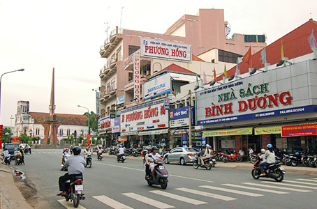 land prices soar in binh duong province