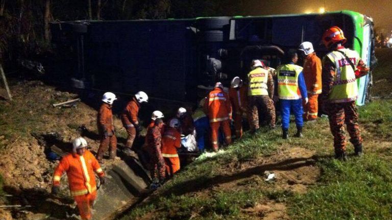 8 killed 22 hurt in malaysia bus accident