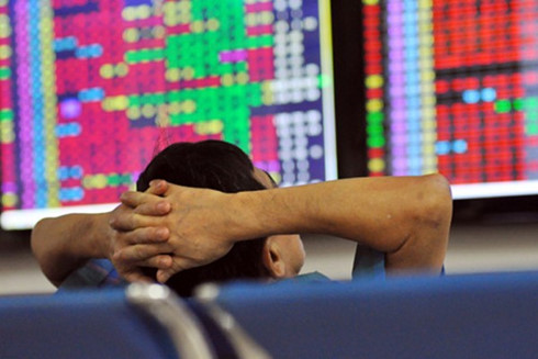 vn stocks drop further