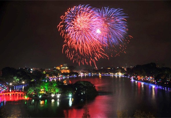 Tet firework displays scheduled for Hanoi