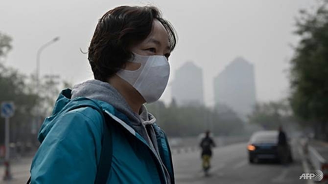 in china unhappiness tracks poor air quality