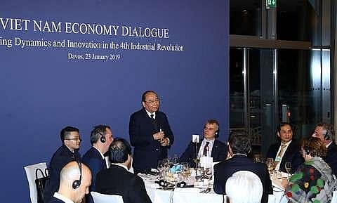 prime minister meets leaders of multinational groups in davos