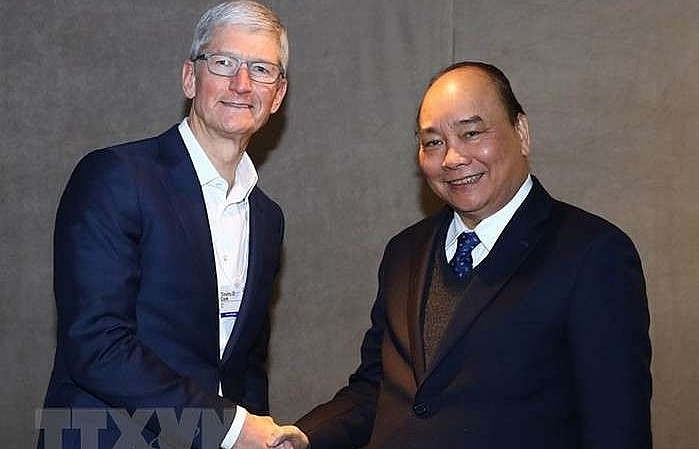 PM supports Apple's plan to build database center in Vietnam