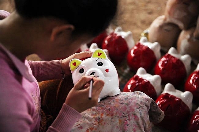 piggy banks popular in year of the pig