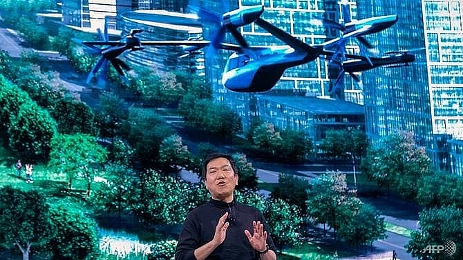 uber hyundai motor team up to develop electric air taxi