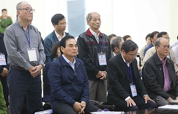 Former Da Nang officials face jail terms of up to 27 years