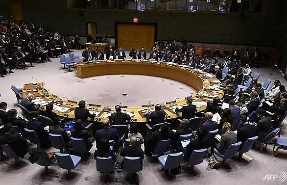 UN Security Council declares commitment to 'international law' as tensions flare