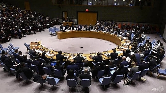 un security council declares commitment to international law as tensions flare