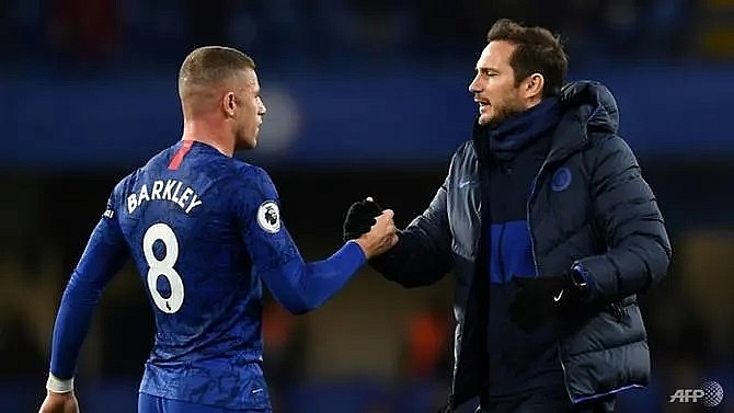 barkley will stay with chelsea says lampard