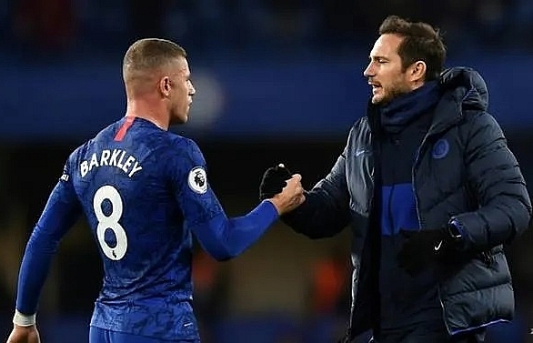Barkley will stay with Chelsea, says Lampard