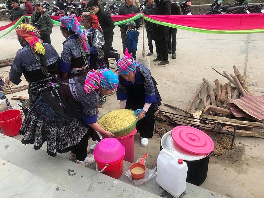 mu cang chai banh day pounding festival about to open
