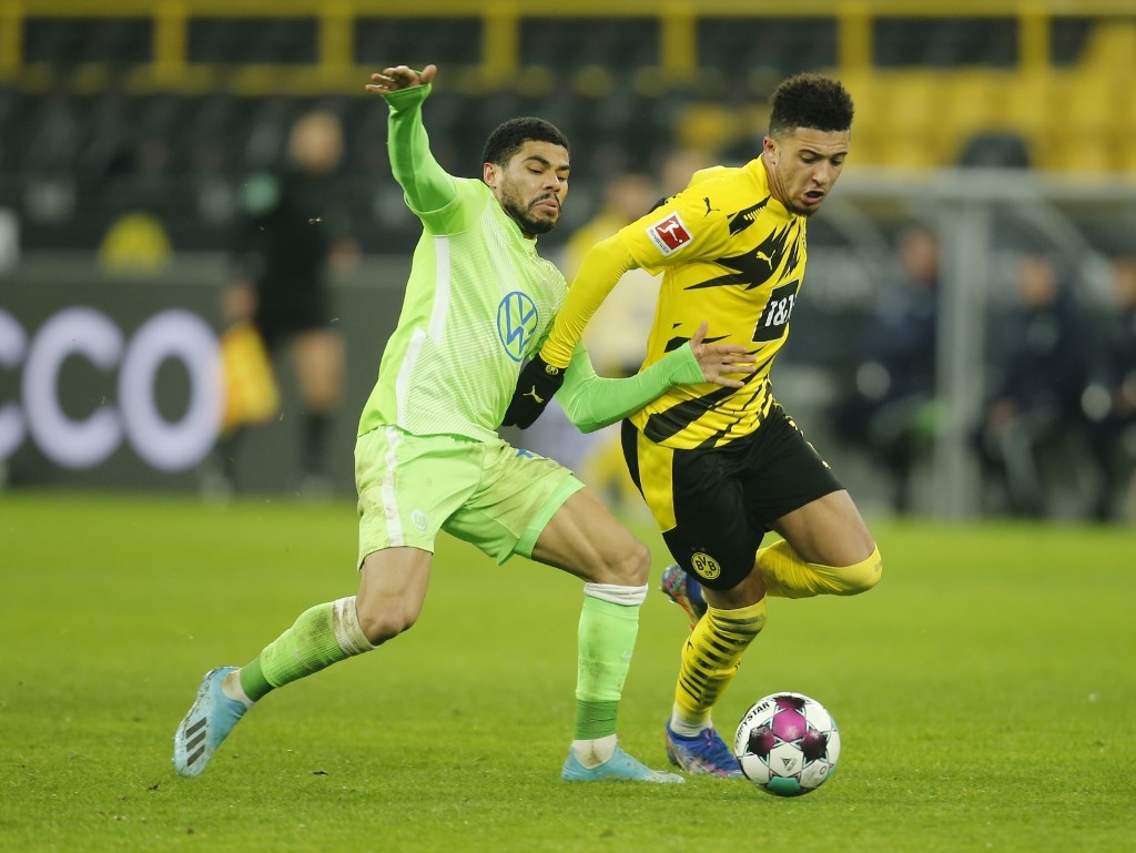dortmund hunt win at high fliers leipzig to rejoin title race