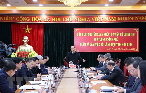 pm urges hoa binh province to tap potential for development