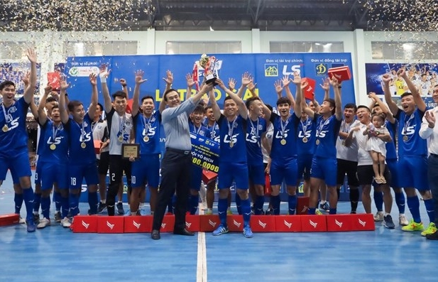 Two Vietnamese among nominees at Futsalplanet Awards 2020