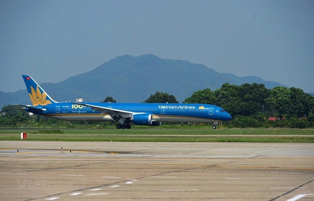 airlines adjust flights due to bad weather in hanoi