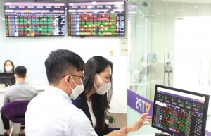 Securities companies offer up fresh capital strategies