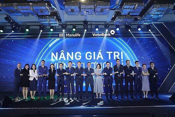 VietinBank and Manulife Vietnam activate exclusive cooperation agreement