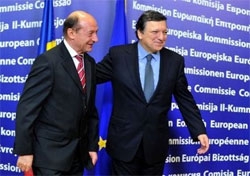 IMF, EU grant Romania five-billion-euro credit line