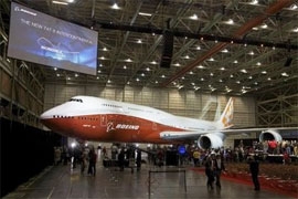 boeing unveils latest 747