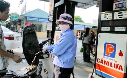 Petrol stations start to run dry