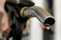 London Brent oil price hits $105 on Libya violence