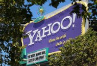 Yahoo! chairman, three directors stepping down