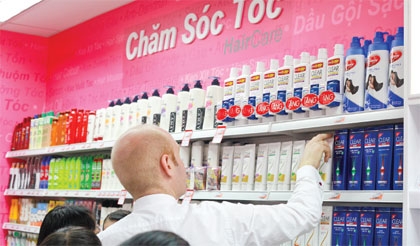 Asian retailers eying up tasty Vietnam