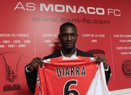 English Premier League side Fulham have agreed terms, pending approval of a visa, with former Real Madrid midfielder Mahamadou Diarra, who left left relegated Monaco last year after a short spell with the French outfit.