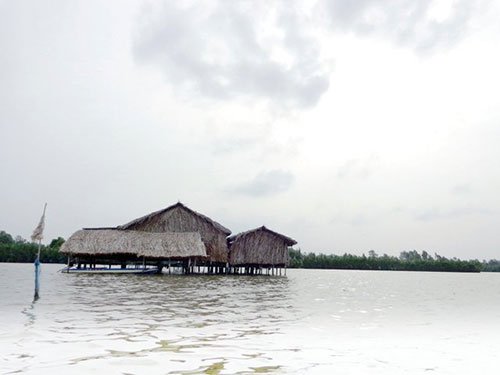spending the night at thi tuong lagoon