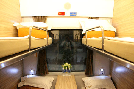 first 5 star express train in vietnam