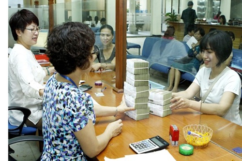 banks see liquidity rise despite tet cash demand