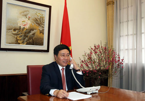 dpm minh hold phone talks with us chinese officials