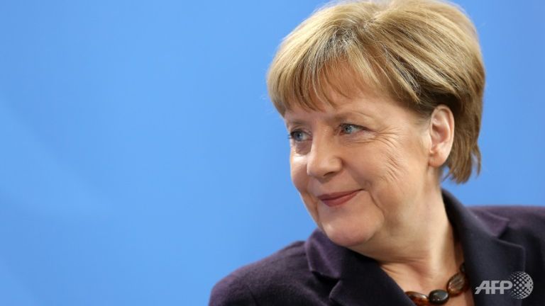 merkel calls for an eu common stance in refugee crisis