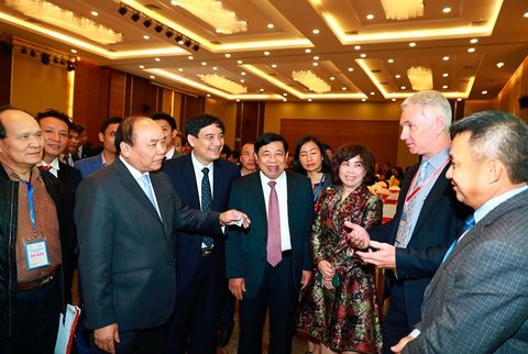 devise long term growth plans pm tells nghe an firms