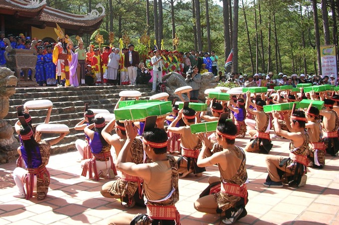 Hùng kings’ death anniversaries commemorated for six days