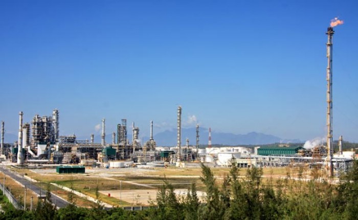 Vietnam’s sole operating oil refinery sets surprisingly low profit target for 2017