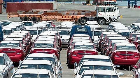 auto imports in record drop in january gso