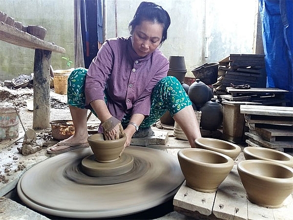 pottery village fights for survival