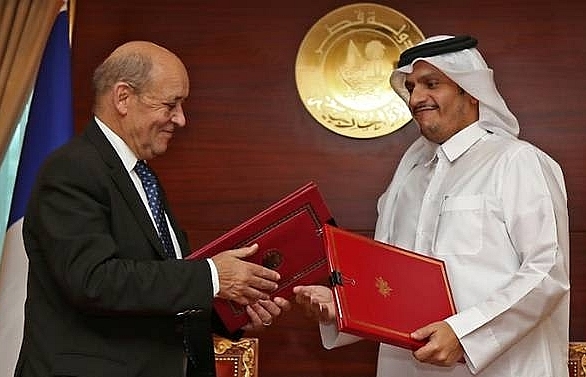 France agrees 'strategic' pact with Qatar