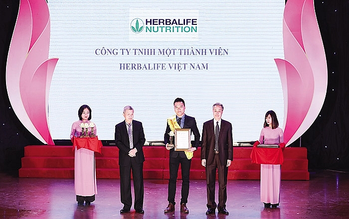 herbalife vietnam wins golden product award