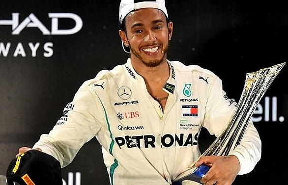 Hamilton fires F1 title warning as new Mercedes hits track