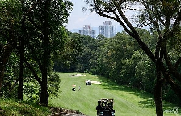 hong kong to partially develop historic golf course for housing