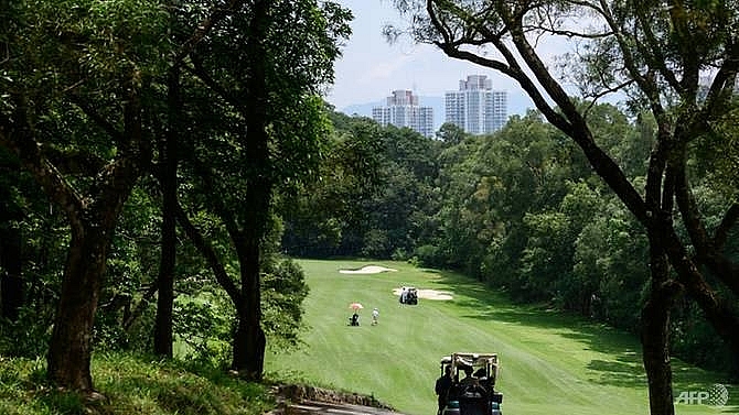 hong kong to partially develop historic golf course for housing