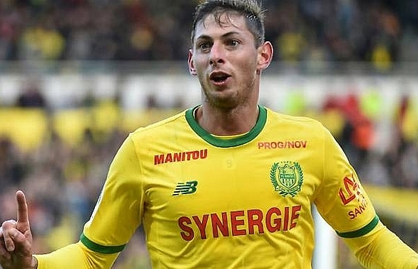Warnock says Cardiff will deal with Sala fee 'in the right way'
